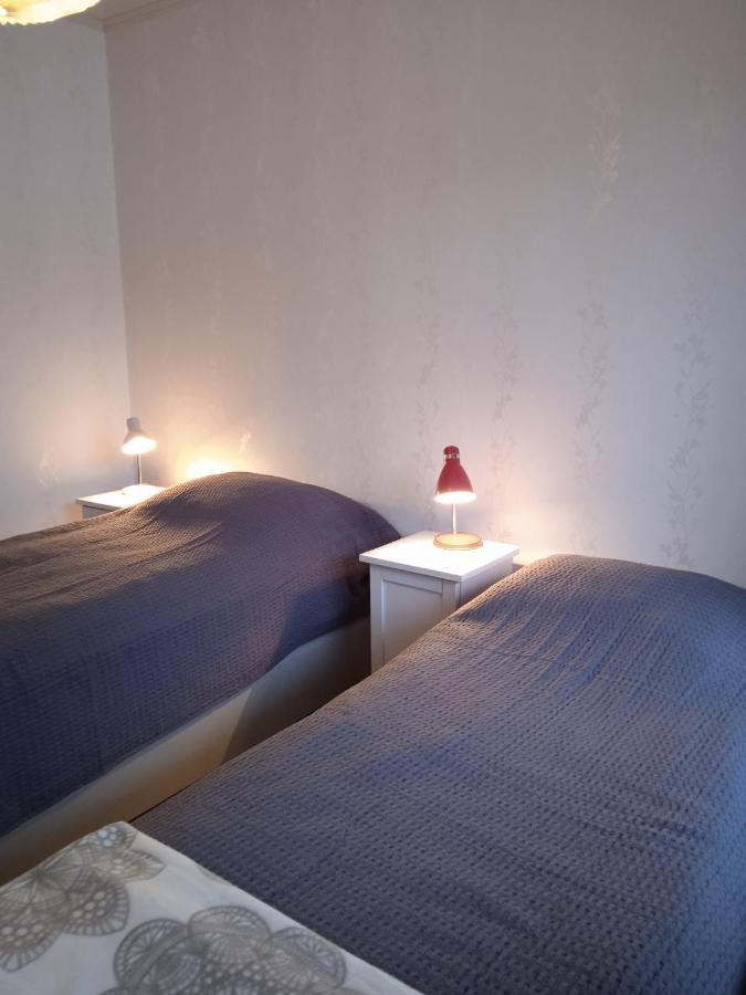 Omakotitalo Keskustan Laehellae Apartment โยเอนซู ภายนอก รูปภาพ