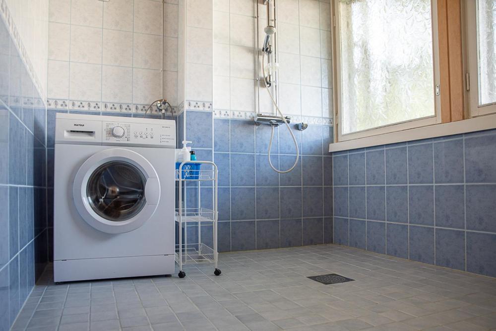 Omakotitalo Keskustan Laehellae Apartment โยเอนซู ภายนอก รูปภาพ